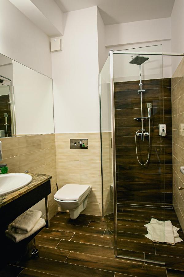 Colors Residence Cluj-Napoca Buitenkant foto