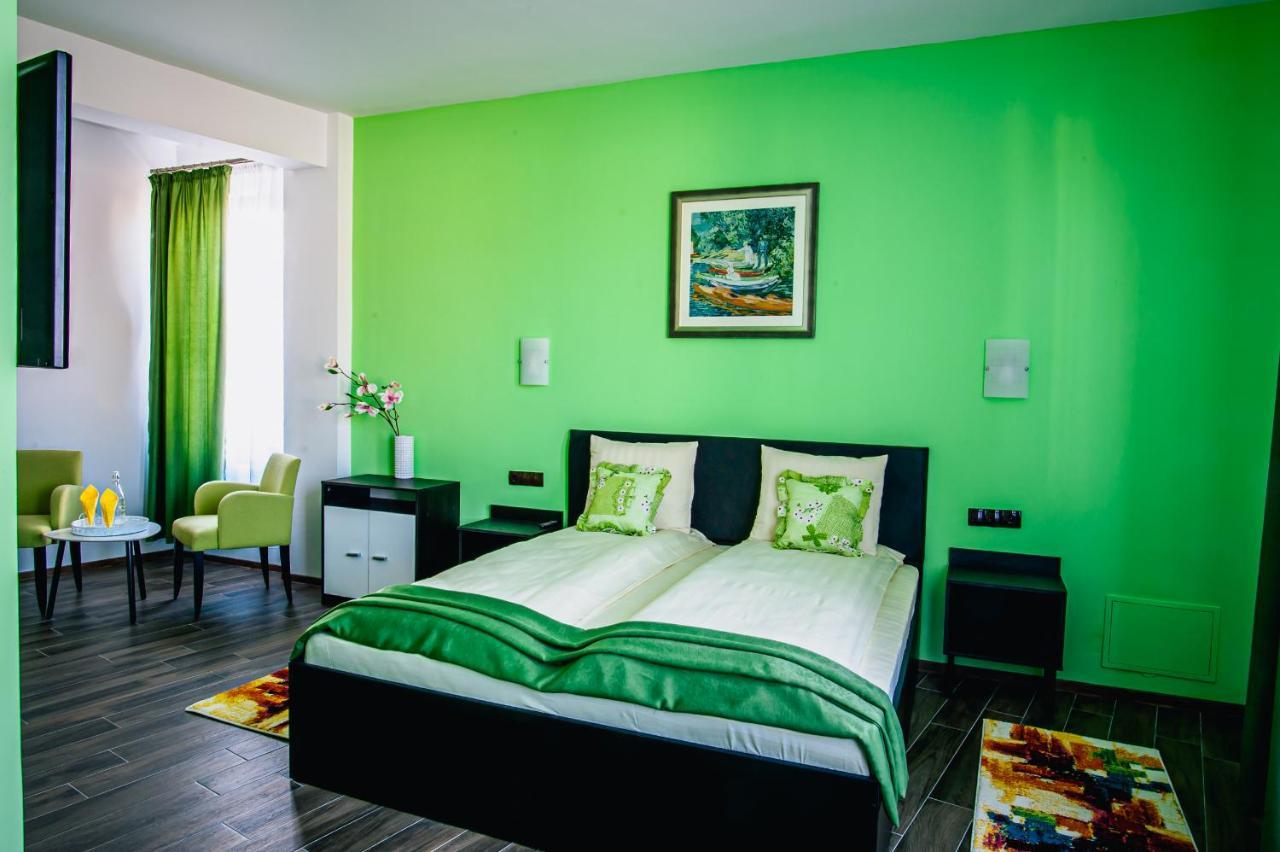 Colors Residence Cluj-Napoca Buitenkant foto