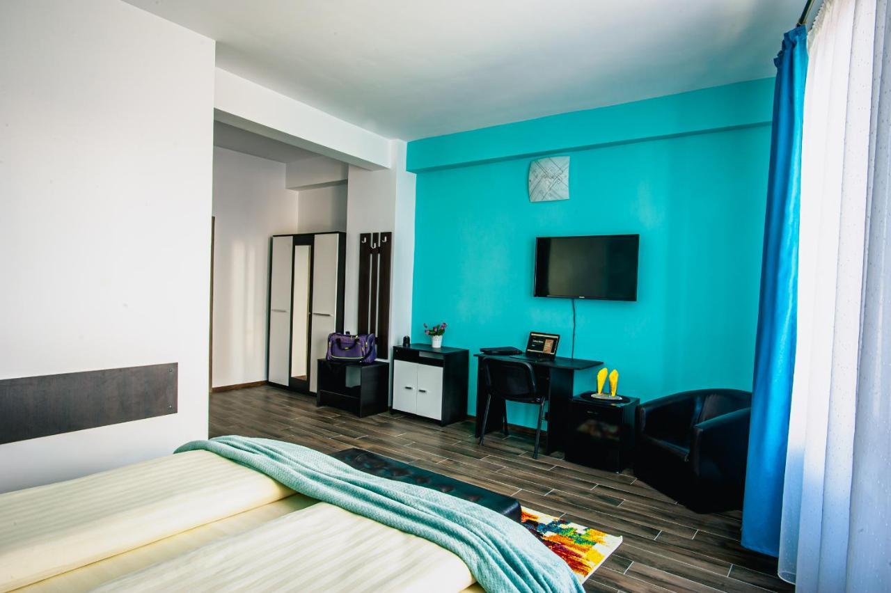 Colors Residence Cluj-Napoca Buitenkant foto