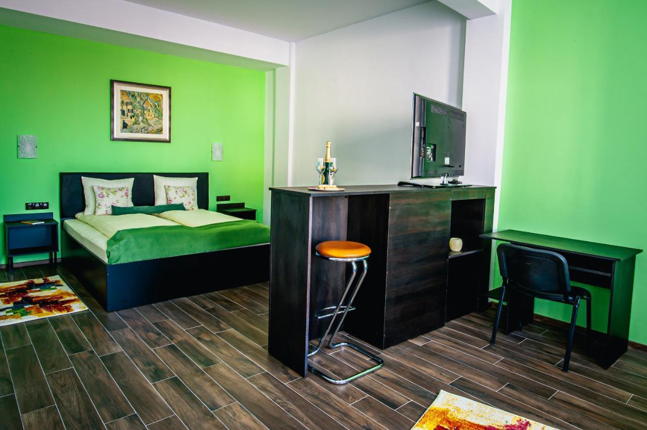 Colors Residence Cluj-Napoca Buitenkant foto