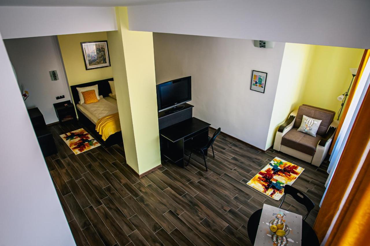 Colors Residence Cluj-Napoca Buitenkant foto